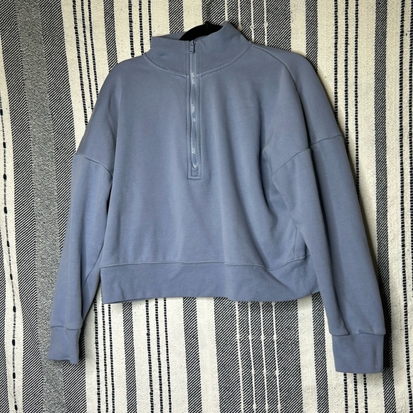 Fabletics Tops - Fabletics Crop Pullover Jacket